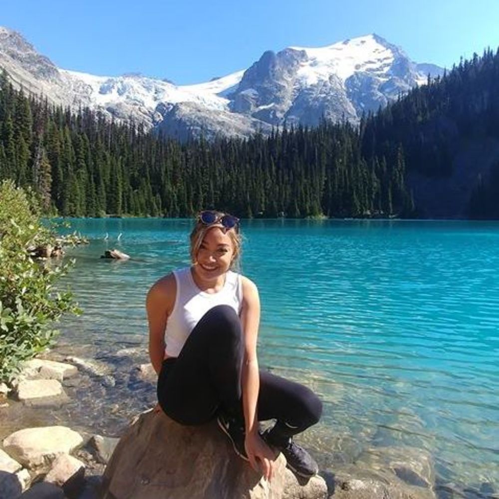 Meet your Posher, Nicole